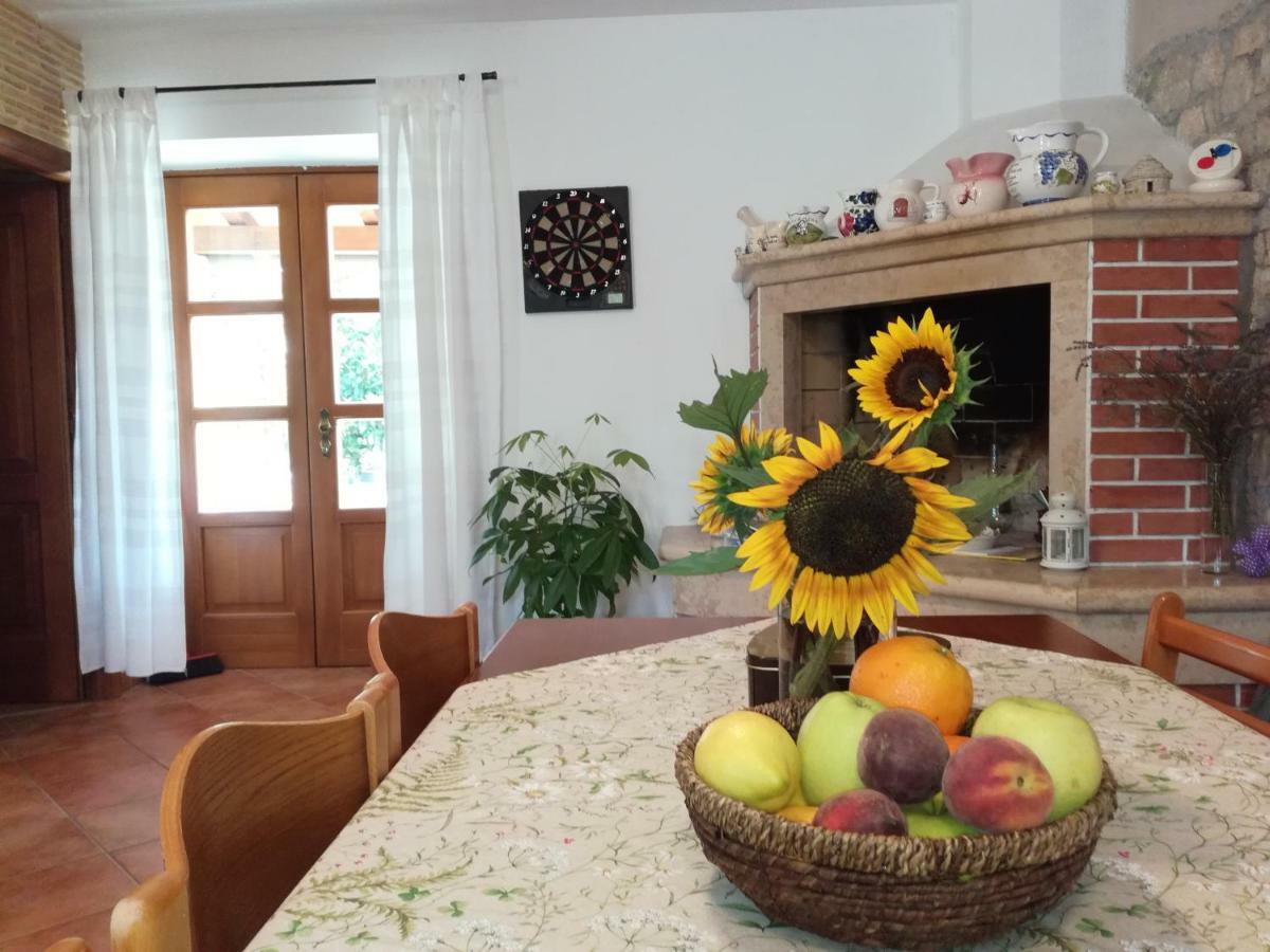 Parenzana, Little Row House With Big Yard In Istria * Rakotule