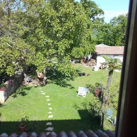 Apartment Parenzana, Little Row House With Big Green Yard In Central Istria Rakotule Exterior photo