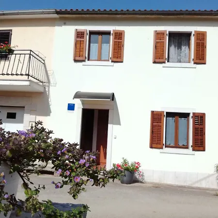 Apartment Parenzana, Little Row House With Big Green Yard In Central Istria Rakotule Exterior photo