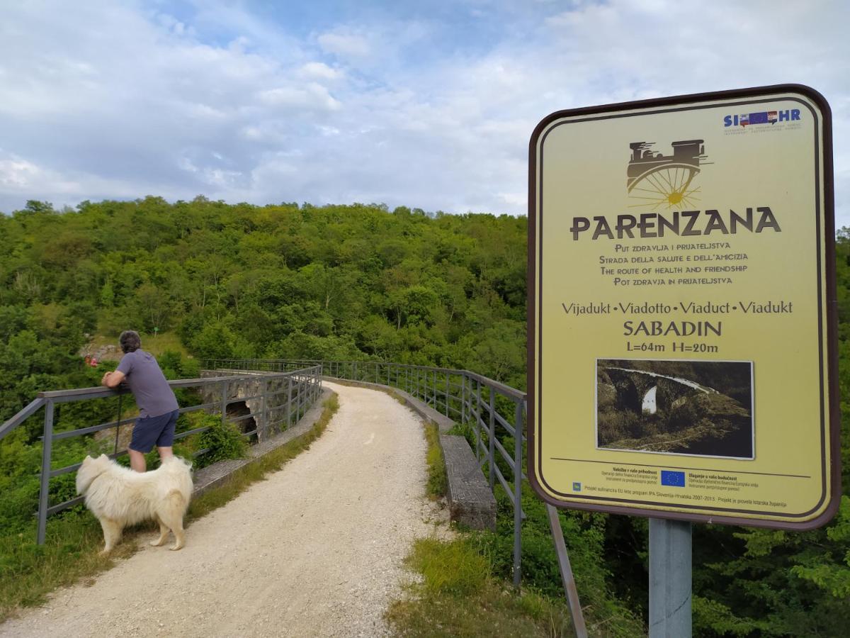 Parenzana, Little Row House With Big Yard In Istria Apartma *