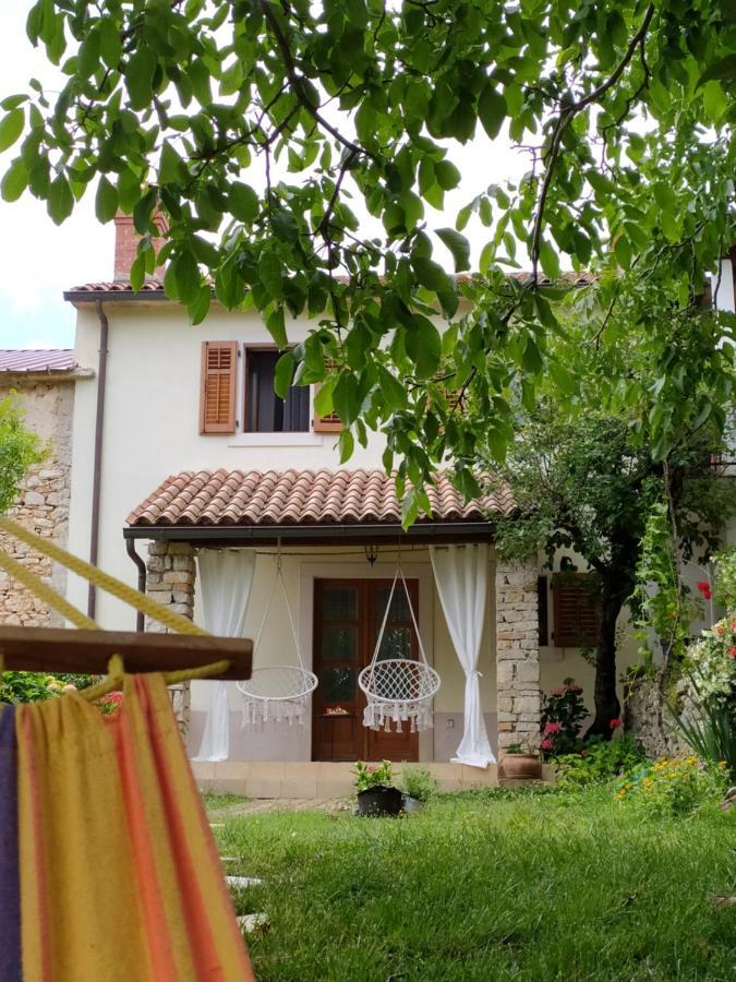 Parenzana, Little Row House With Big Yard In Istria * Rakotule