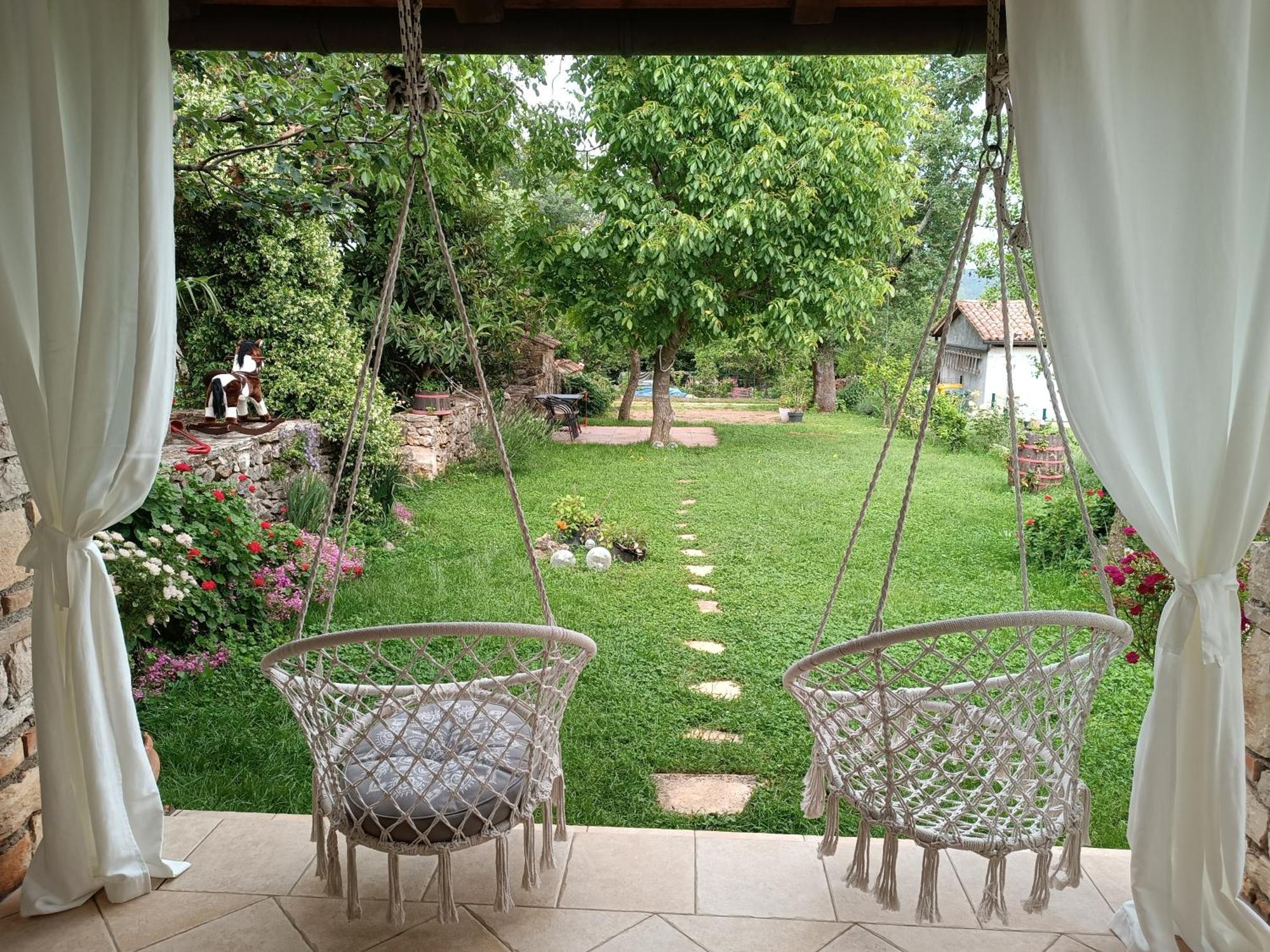 Parenzana, Little Row House With Big Yard In Istria * Rakotule