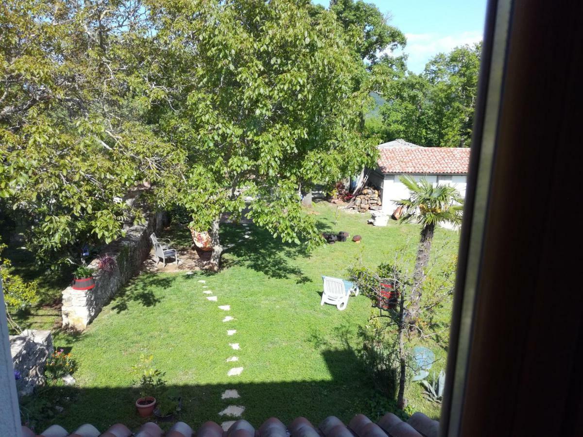 Parenzana, Little Row House With Big Yard In Istria Apartma *
